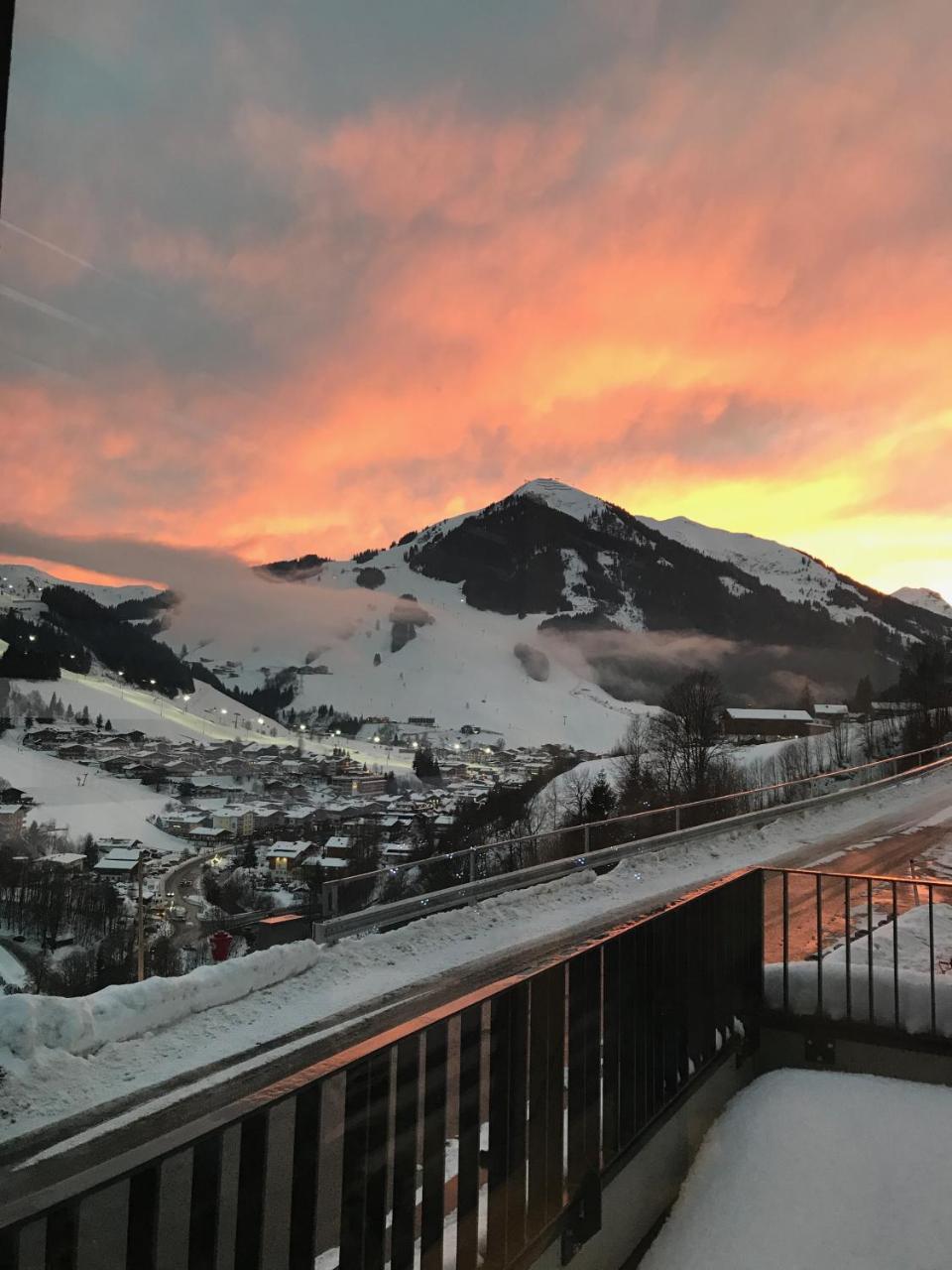 Appartement Sunside Saalbach-Hinterglemm Exteriör bild
